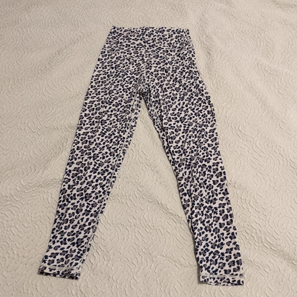 Aerie Crossover Leopard leggings
